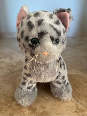 Build-A-Bear Plush Gray Leopard Cat with Green Eyes